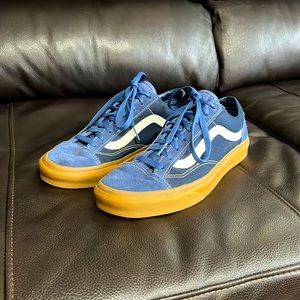 Men’s Vans shoes